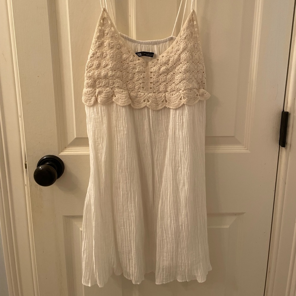 White flowy dress Zara